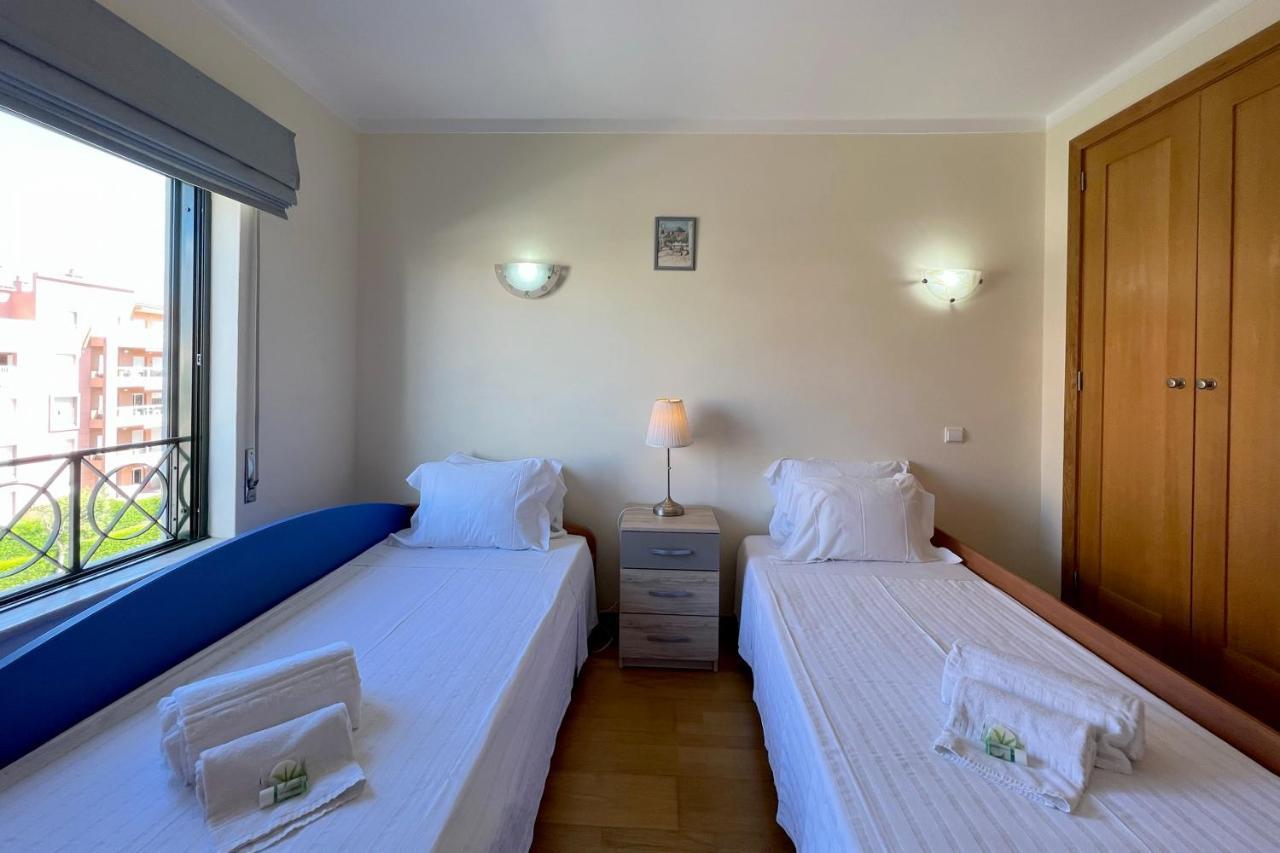 Apartment By The Beach With Parking And Wifi By Amcf Portimão Eksteriør bilde