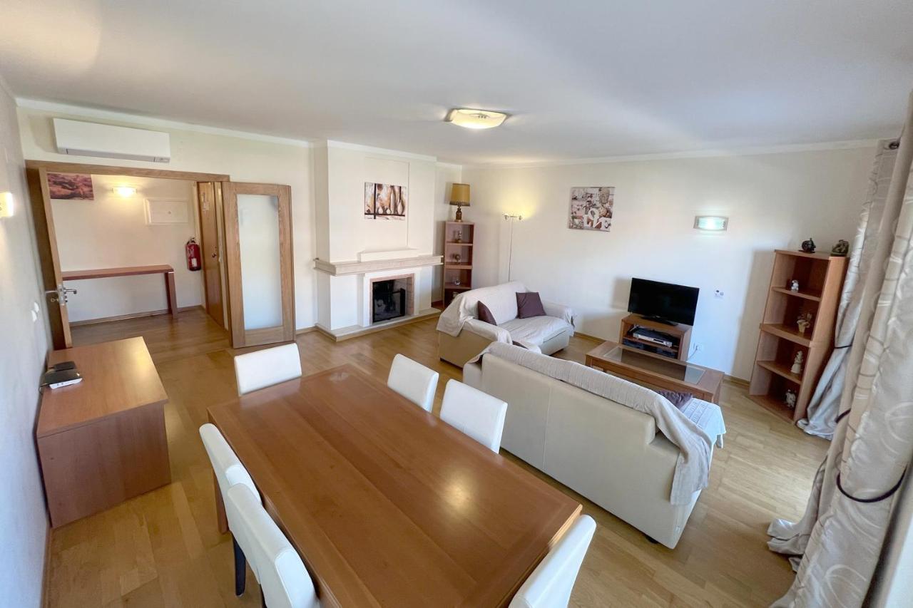 Apartment By The Beach With Parking And Wifi By Amcf Portimão Eksteriør bilde