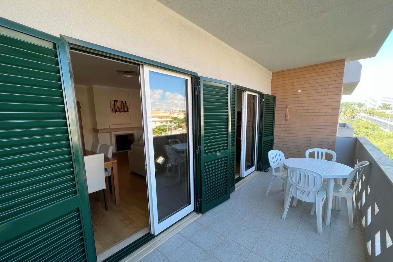Apartment By The Beach With Parking And Wifi By Amcf Portimão Eksteriør bilde